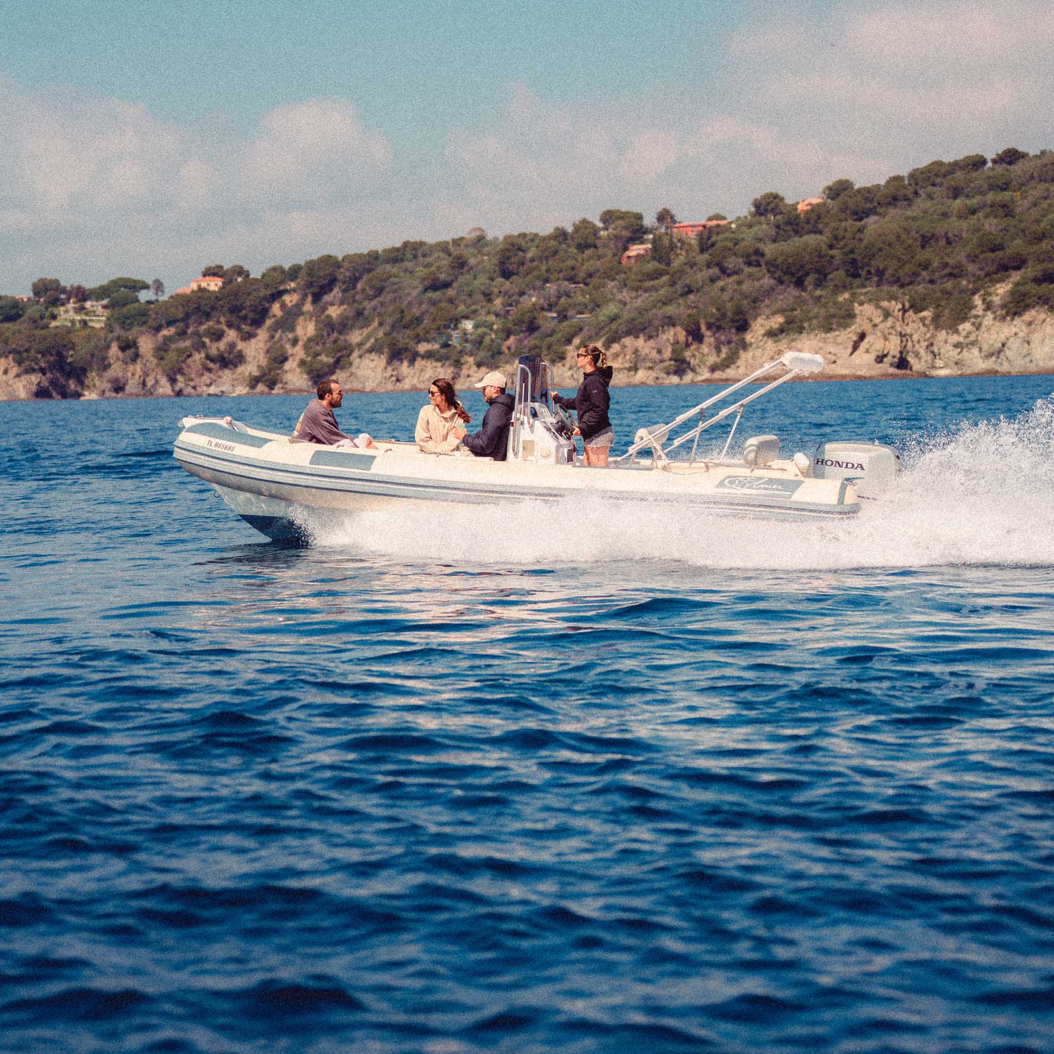 Location Stylmer 640 150cv à Porquerolles depuis Hyères