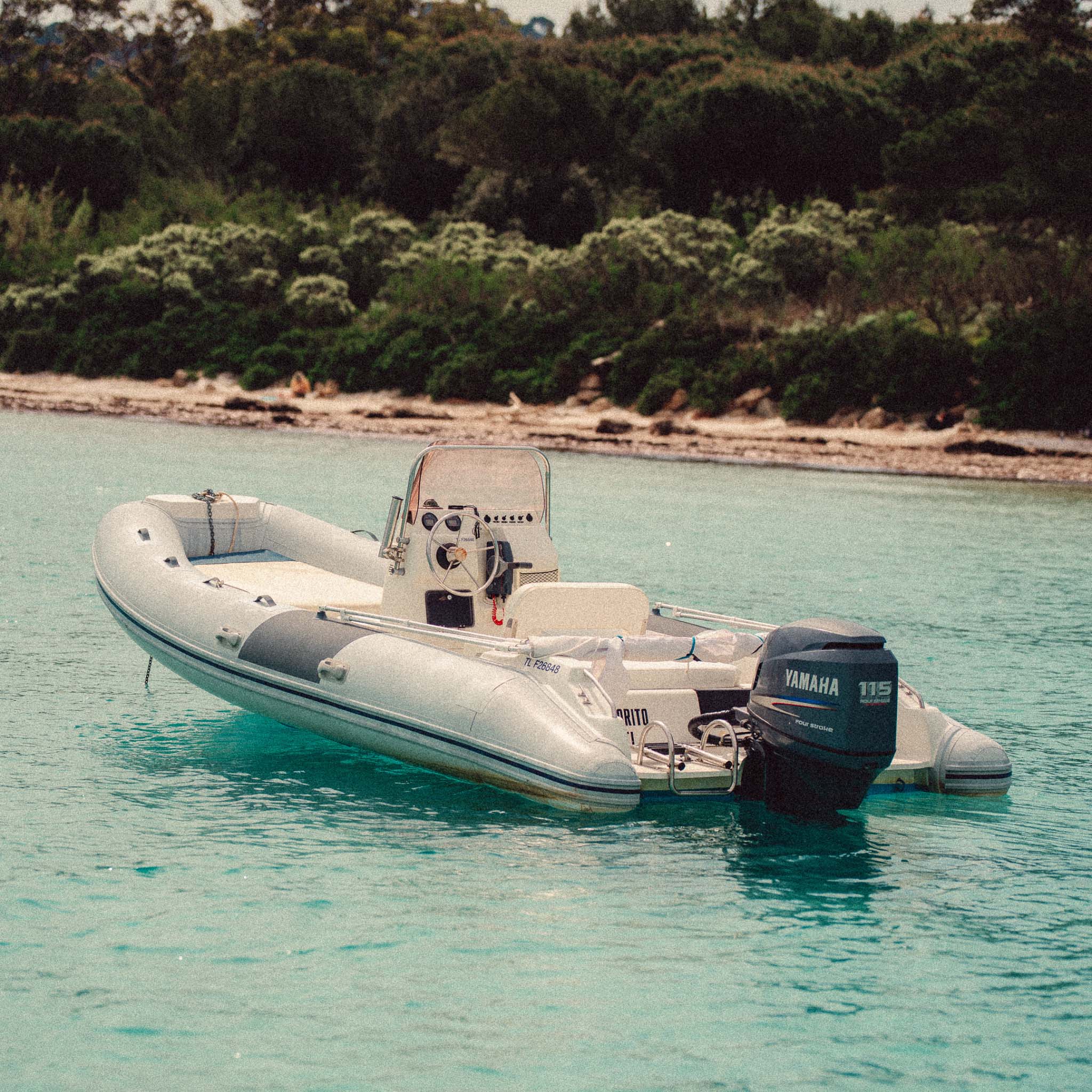 Pause détente location bateau Flyer