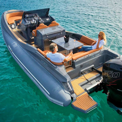 Semi-rigide ZAR SL85 en location à Hyères, bateau premium pour les Îles d’Or